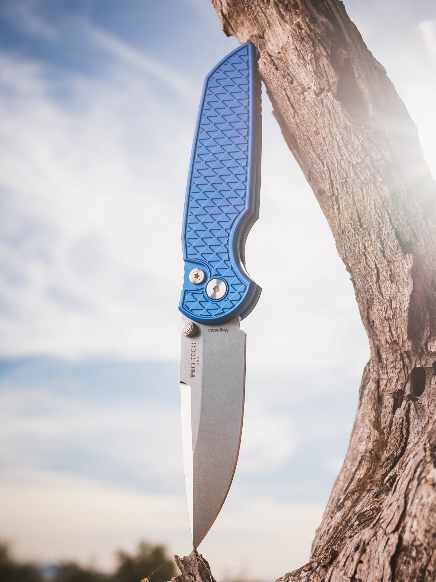 Pro-Tech BST26.INT.1 Blade Show Texas Exclusive – TR-3 Integrity MagnaCut Manual Knife