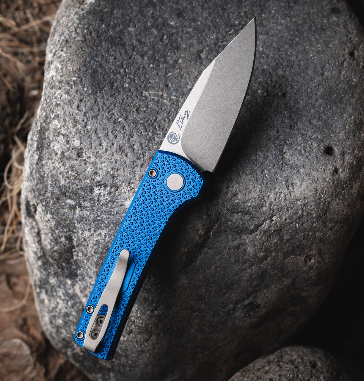 Pro-Tech Scapegoat Compact RCS1105-Blue blue carbide-textured 6061 aluminum handle with deep carry clip
