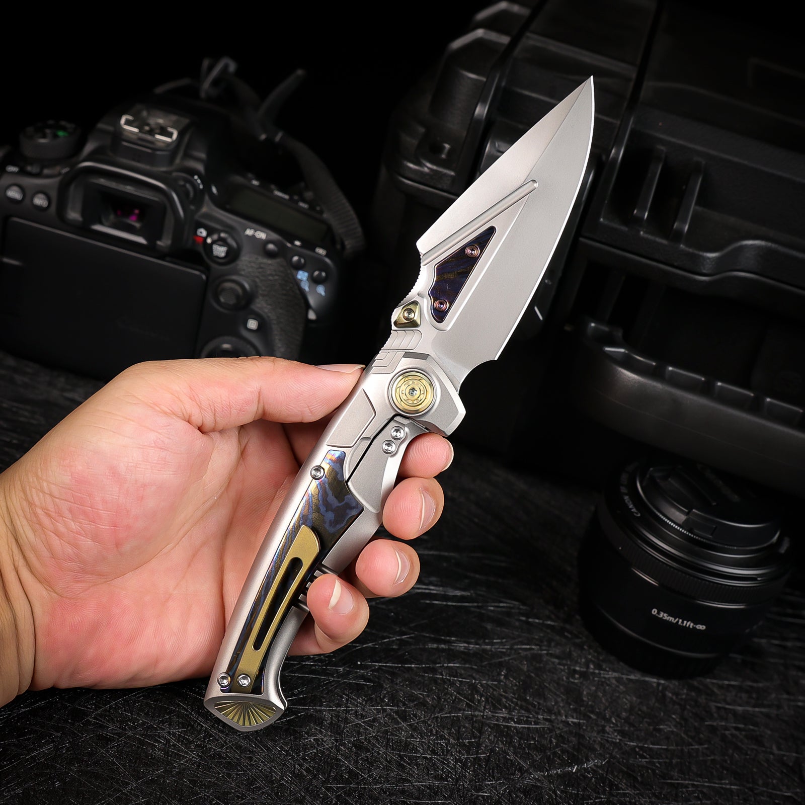 Remette RT-Scepter SCPT-A open position showing M390 clip point blade