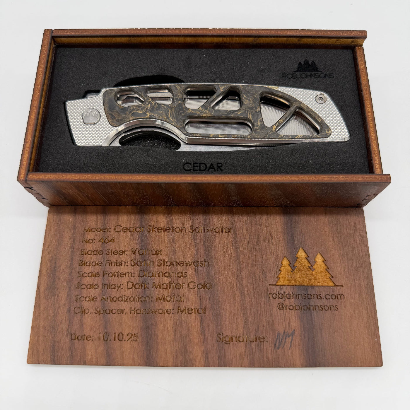 RobJohnsons Cedar Skeleton Saltwater – Vanax Satin Stonewash Titanium Carbon Fiber Knife