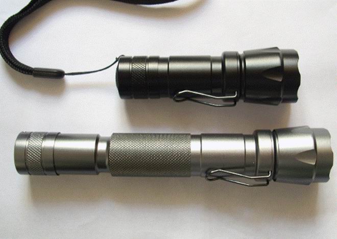 Romisen RC-N3 Q3-5C 3 Mode LED Flashlight