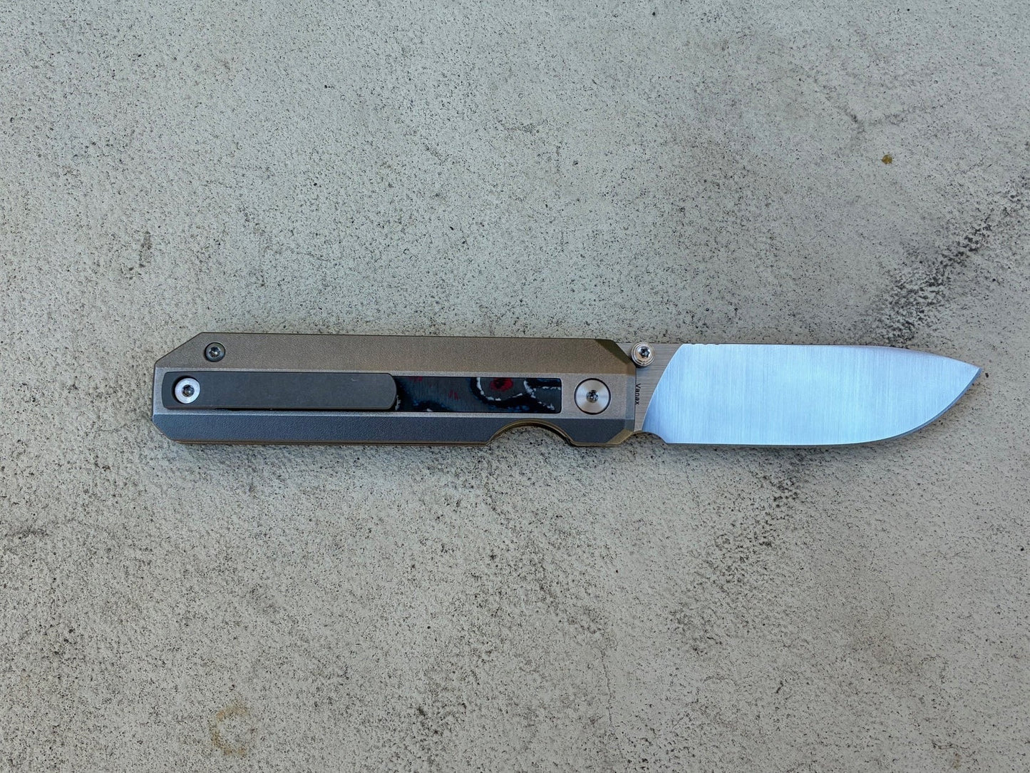 Knife Standards RR3 'Supernova' – Vanax SuperClean Liner Lock EDC Knife with Fat Carbon & Titanium Handles