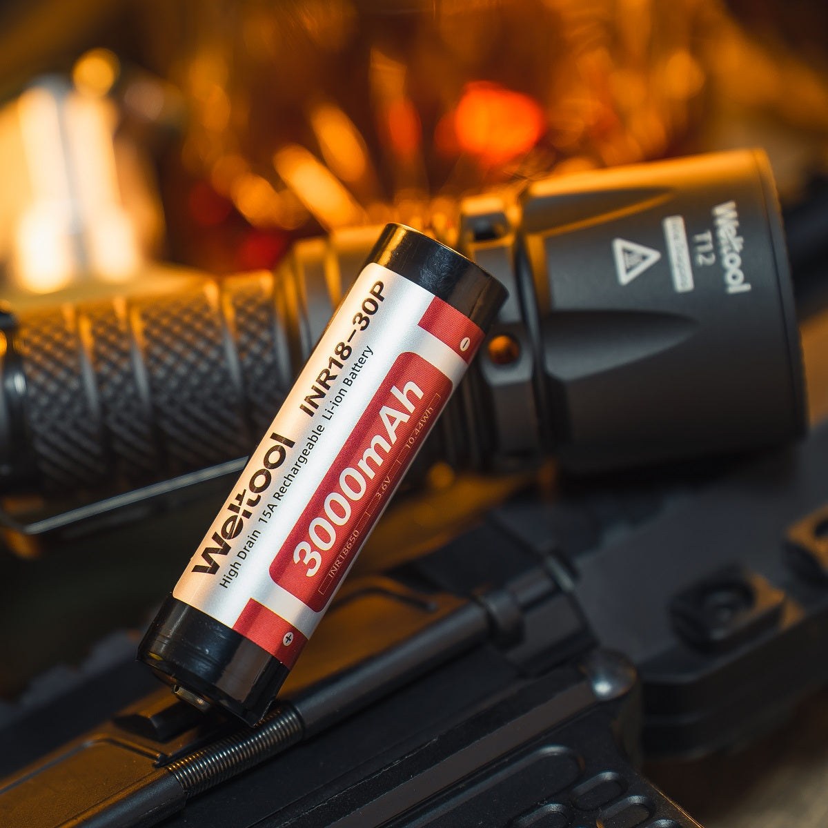 Weltool T12 Nine Dragons 3Tac (T12-NineDragons-CW) included 18650 battery and charger