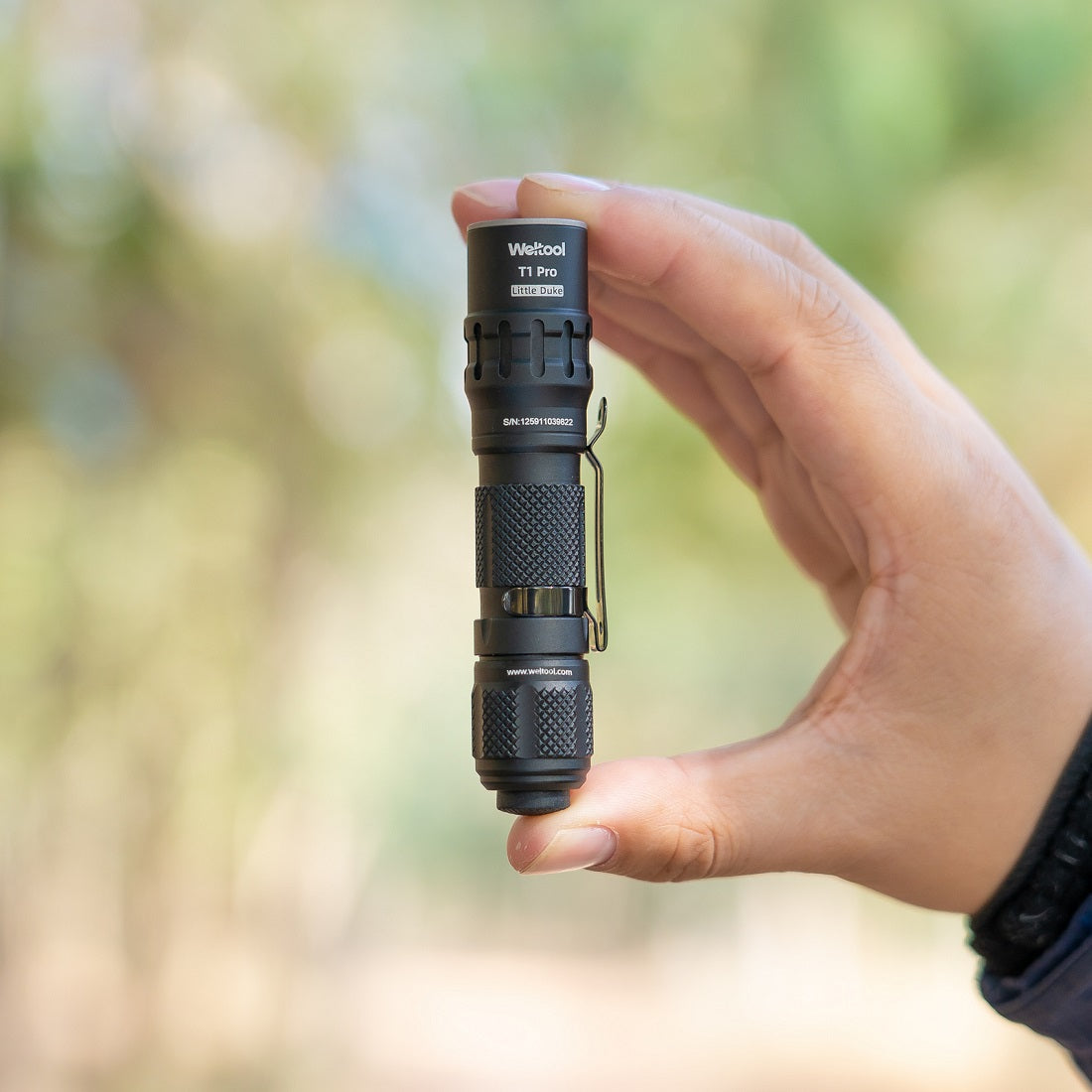 Weltool T1 Pro neutral-white EDC flashlight