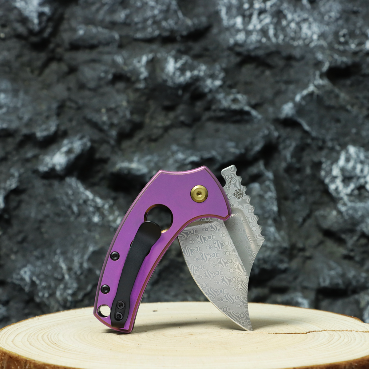Kansept Wasp T2144F6 open position showing Damascus modified Wharncliffe blade