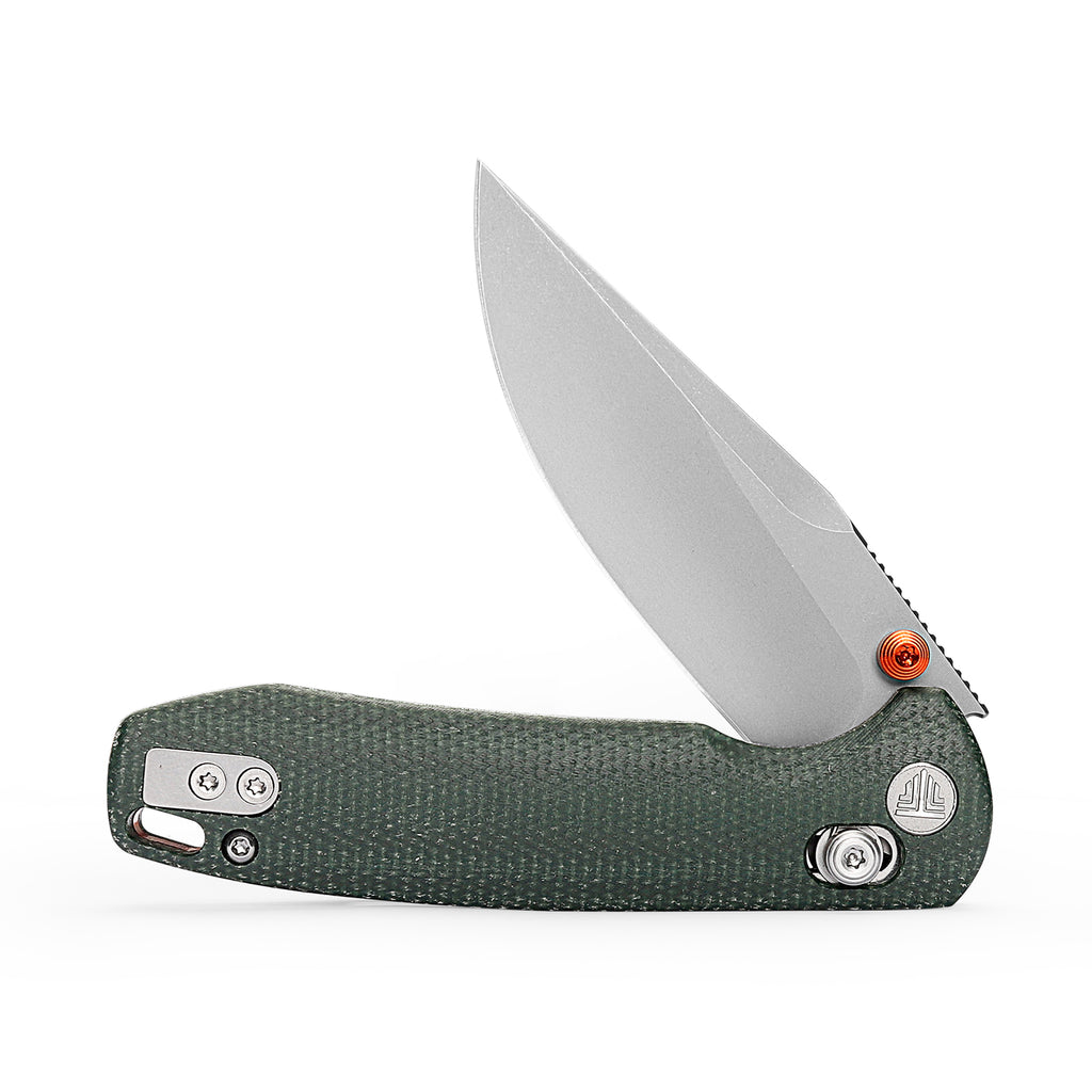 TRIVISA Butterfly-GM JM06-GM-14 folding knife in hand demonstrating one-handed operation