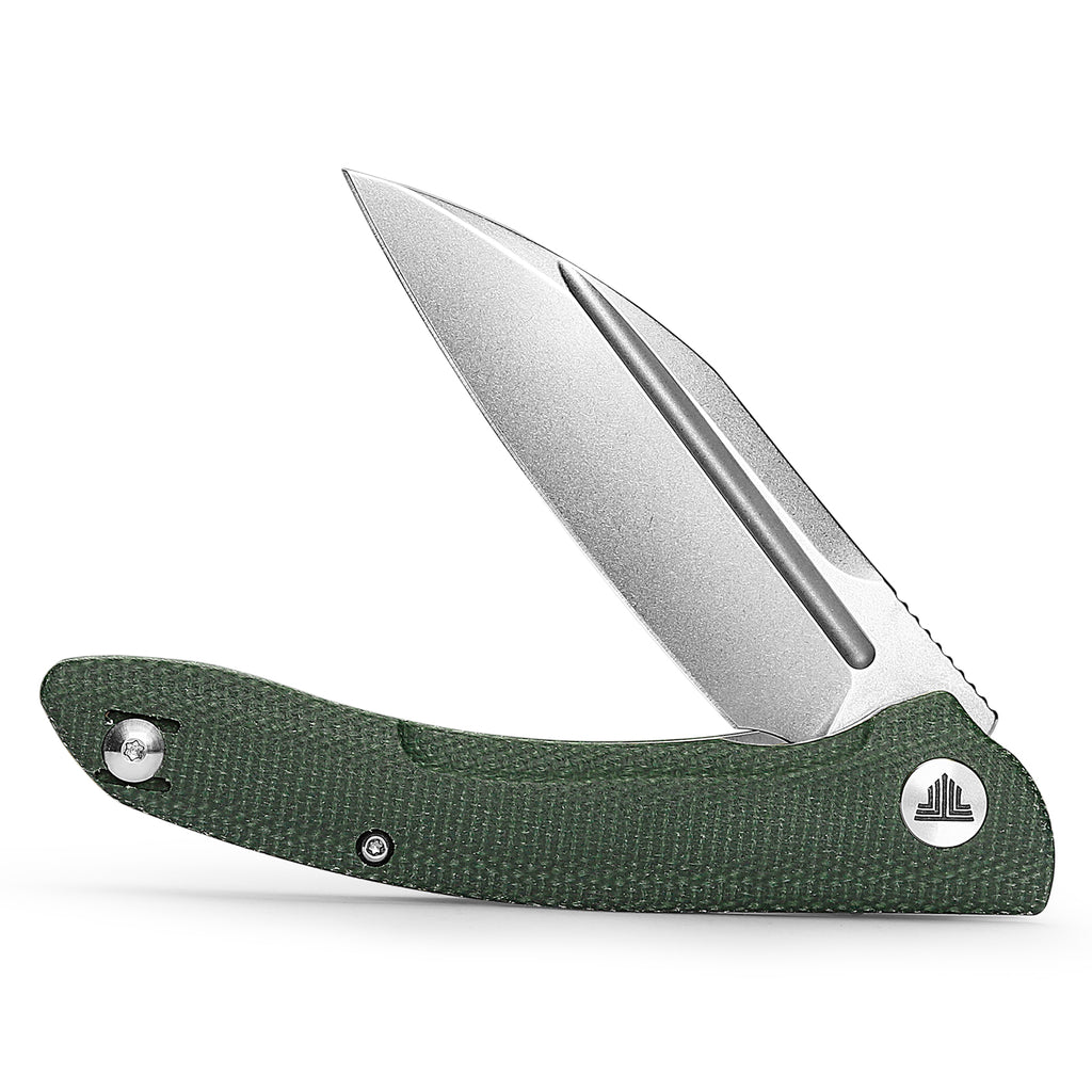 Hand holding TRIVISA Cuckoo-GM TY30-GM-14 with green handle, showing ergonomic design and pocket clip