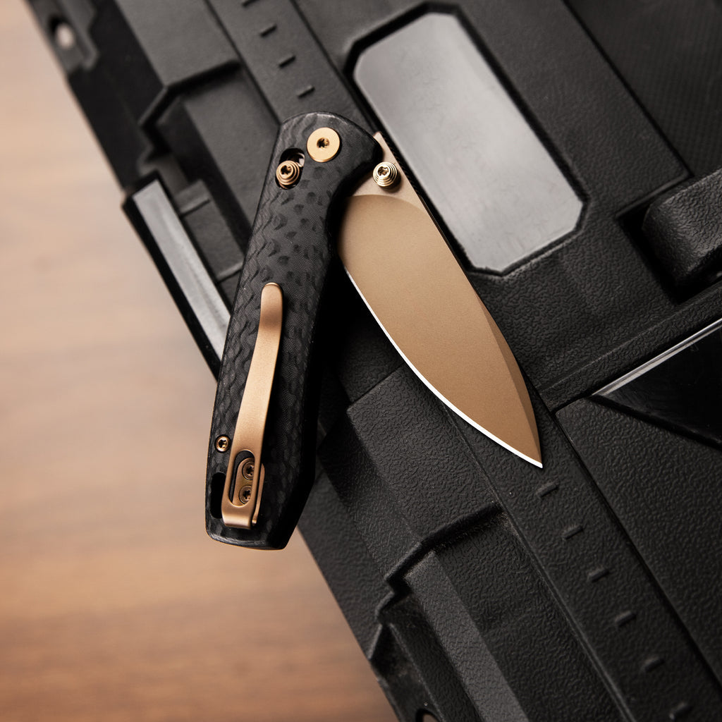TRIVISA Dragonfly-CG JM03-CG-14 – 2.99" 14C28N Drop Point Crossbar Lock Knife with Carbon Fiber G10 Handle