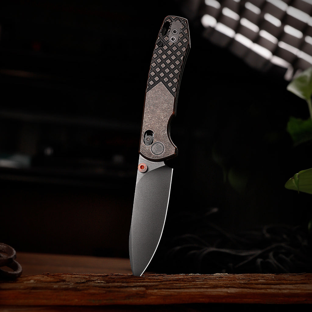 TRIVISA Dragonfly-CU JM03-CU-14 2.99" drop point crossbar lock knife with copper handle