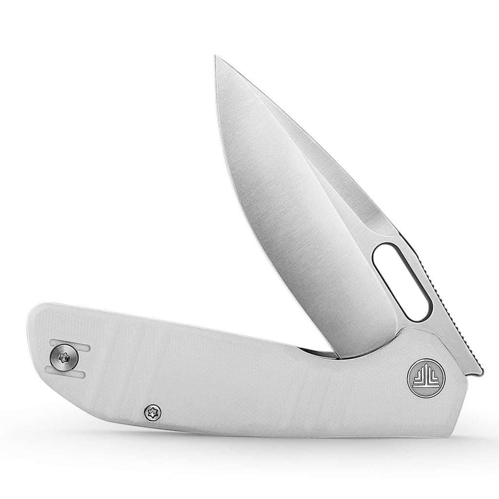 TRIVISA Gecko-WG JM04-WG-14 held in hand showing the 3.4" satin 14C28N drop point blade