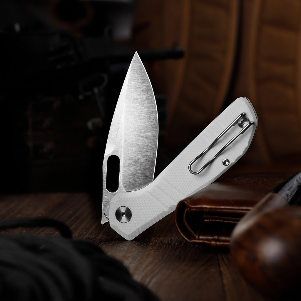 TRIVISA Gecko-WG JM04-WG-14 open and closed – 3.4" drop point liner lock knife with white G10 handle