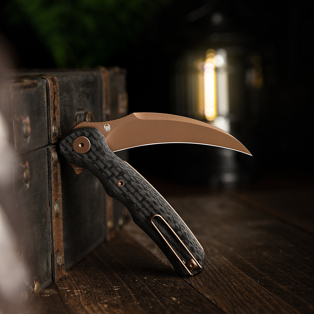TRIVISA Lacerta-CG lock knife with carbon fiber handle and bronze blade