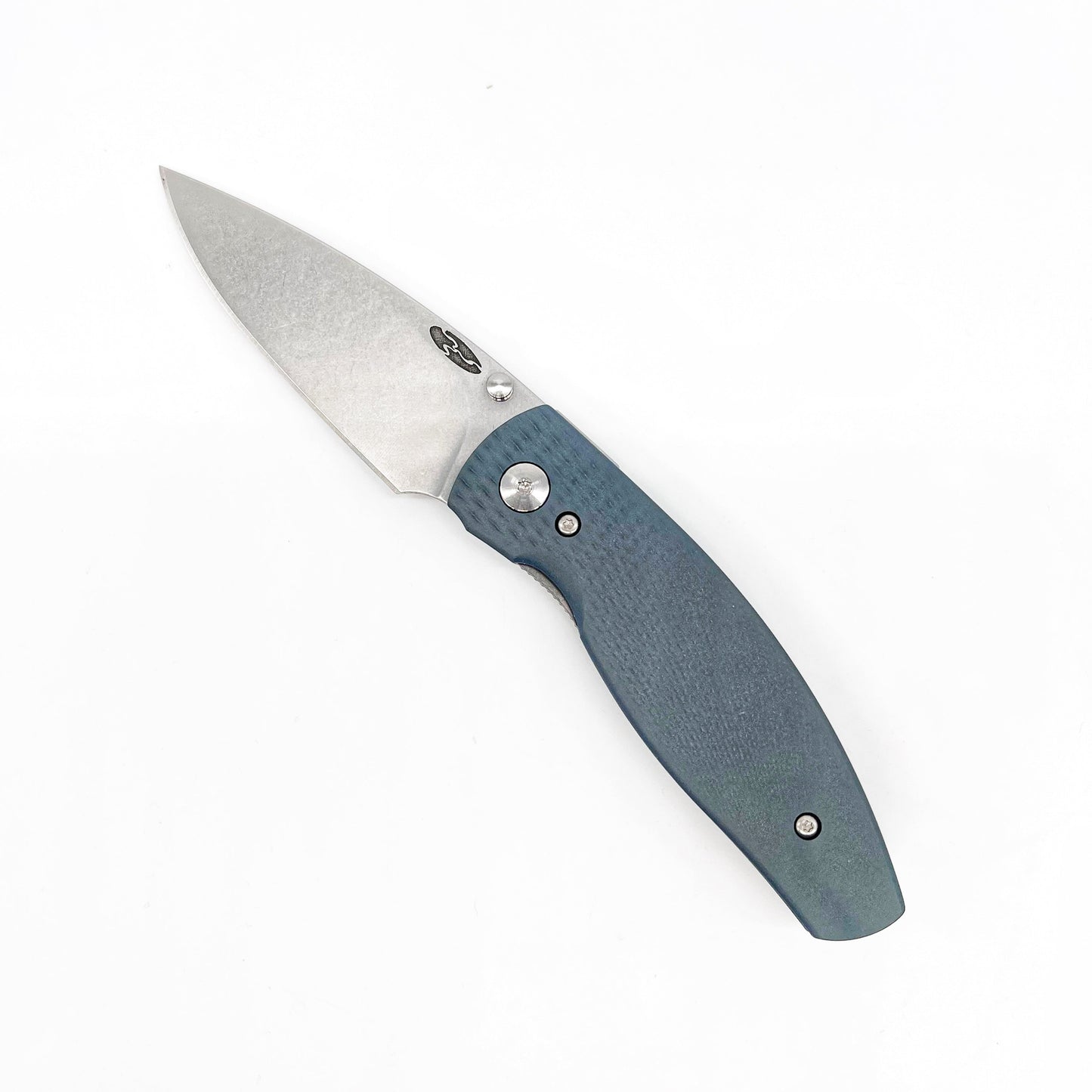 Three Rivers Mfg Neutron 2 – Northern Lights Textured Titanium, 3" 20CV Blade