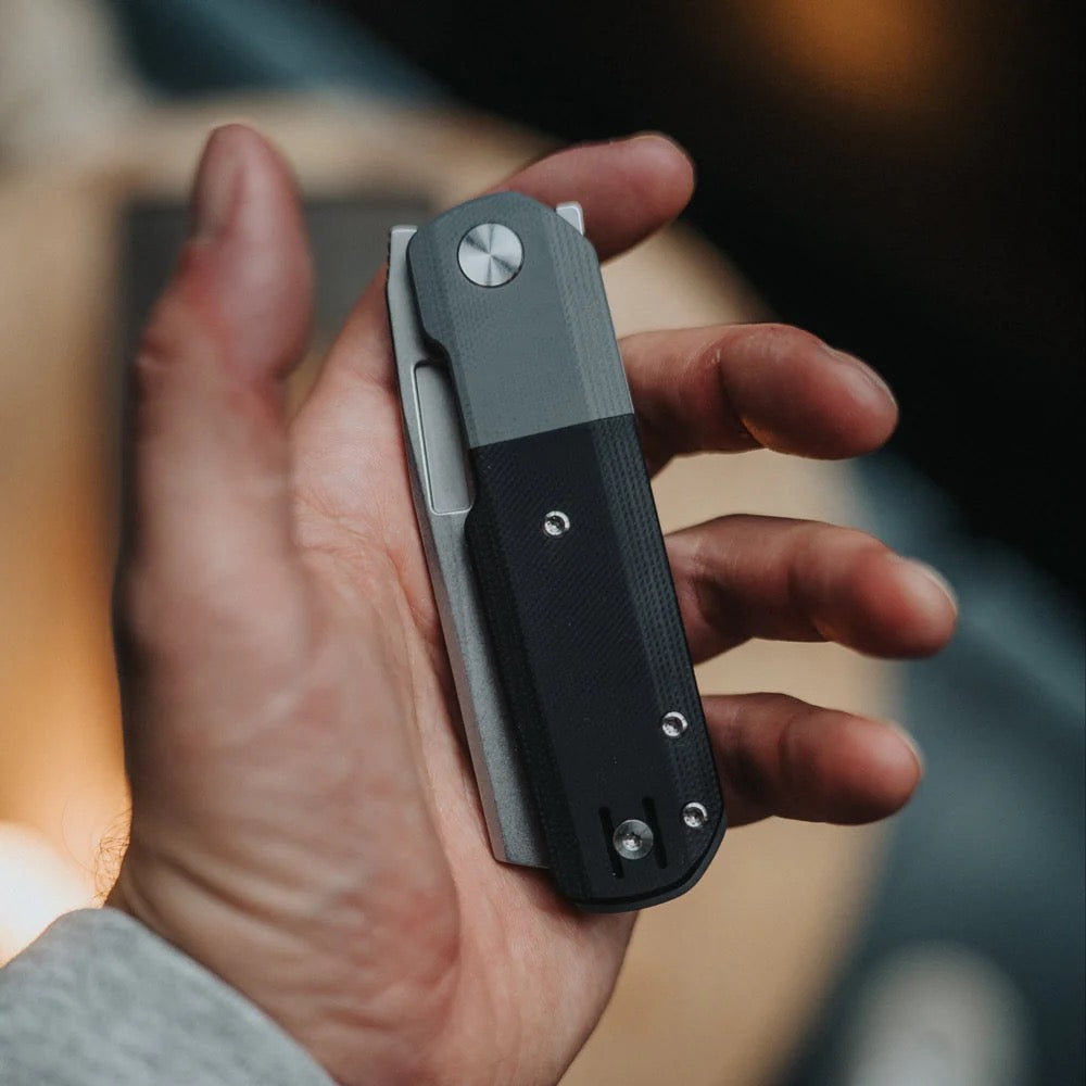 Vero Engineering Avid 2 – 3.25" S45VN Cleaver Stonewashed Gray & Black G10 Knife