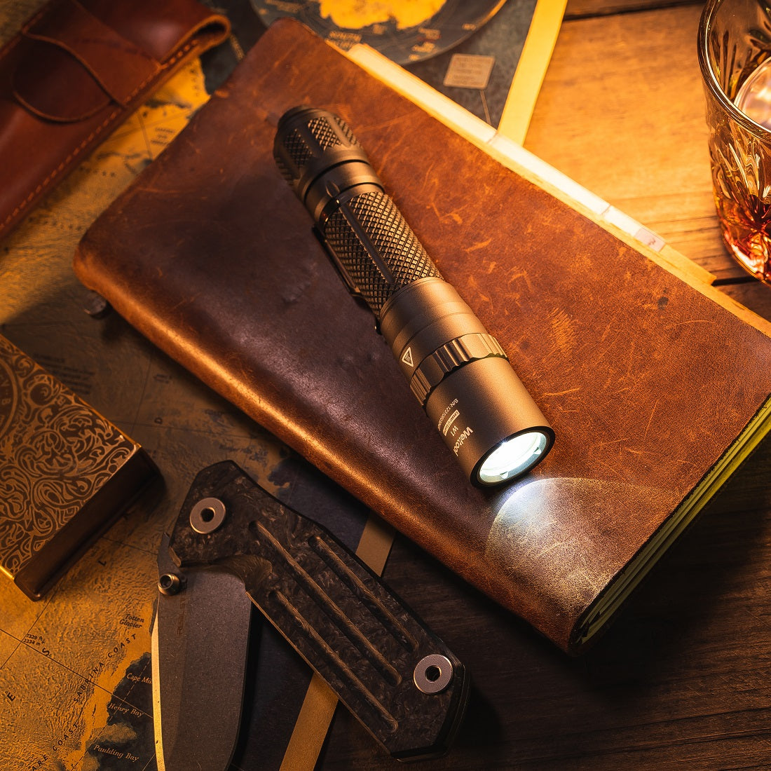 Weltool W1 (W1) long-range LEP flashlight, 836m throw