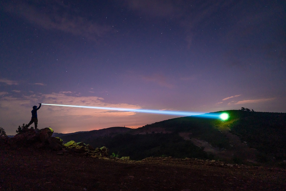 Weltool W5 Pro (W5Pro) — high-intensity LEP beam, 2.02 million candela