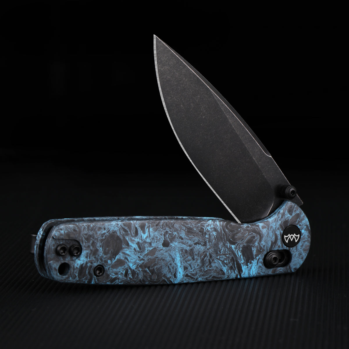 Wixco Drax II WX10-DNV – 3.23" 14C28N Drop Point Crossbar Lock Carbon Fiber Knife
