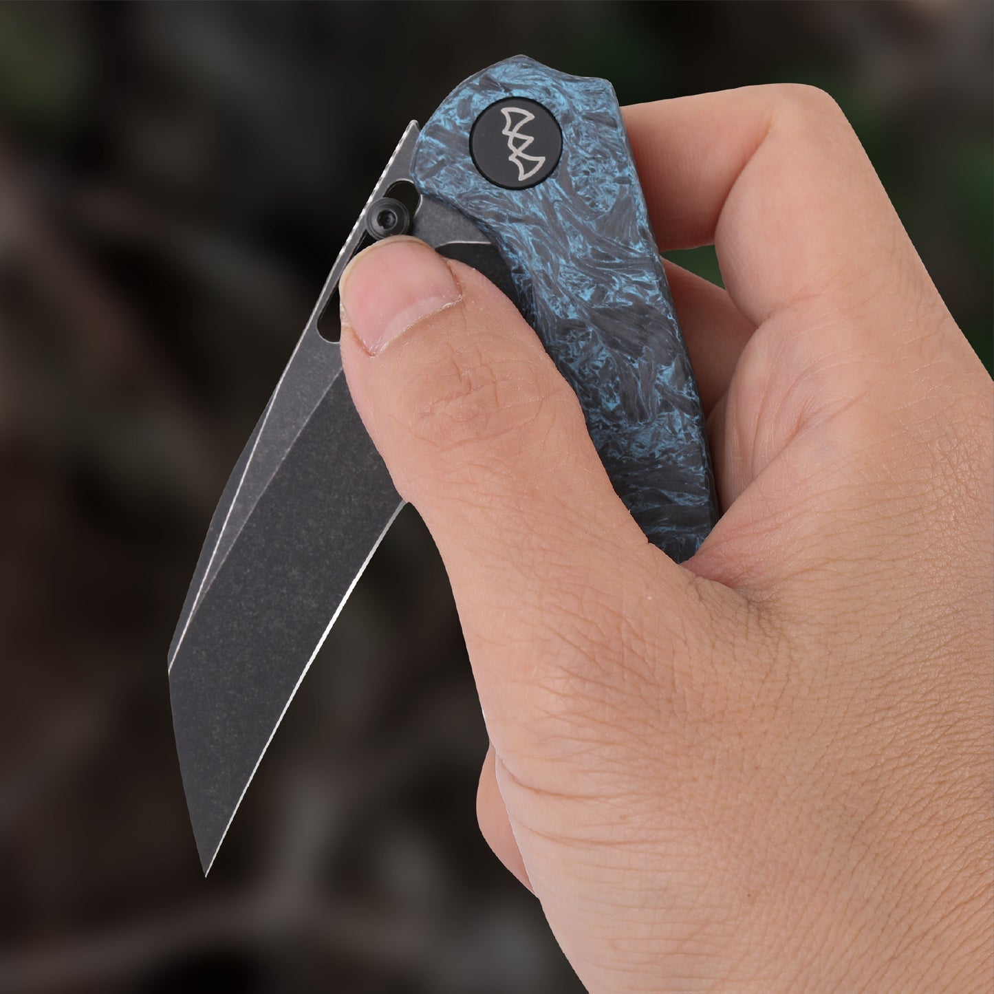 Wixco Wortex WX16-C – 3.1" 14C28N Liner Lock Sky Blue Carbon Fiber Knife